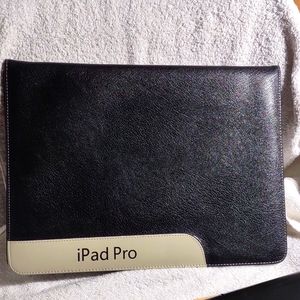 iPad Pro 12.5" case in gentle pre-owned condition
